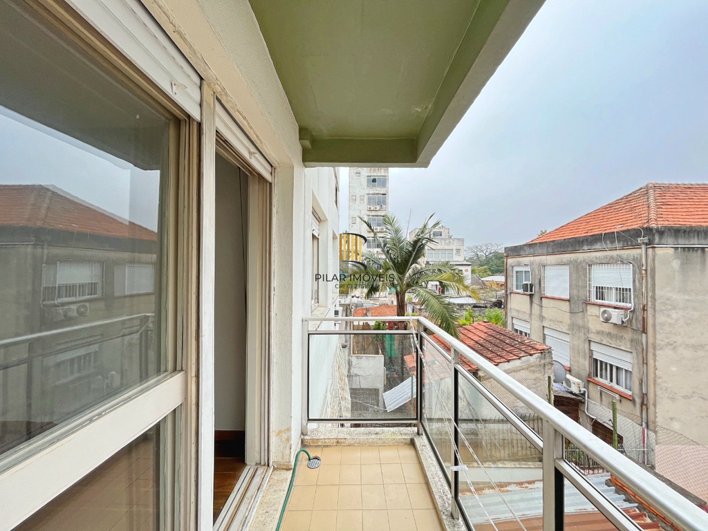 Apartamento 2 dormitórios no bairro Bom Fim