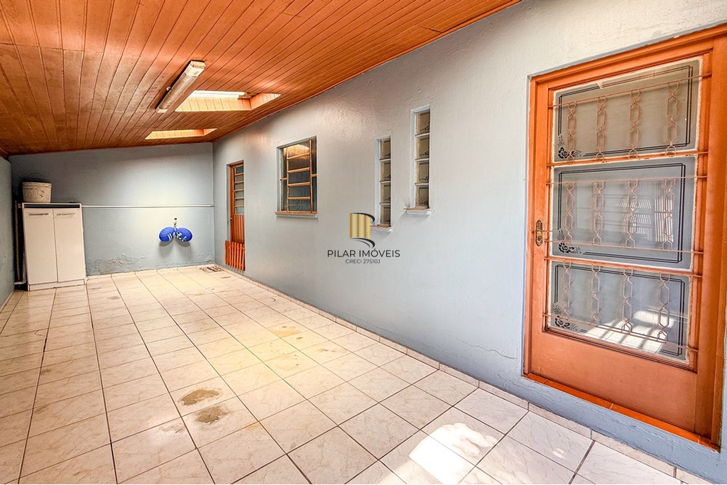 Casa 4 dormitórios no bairro Capão da Cruz