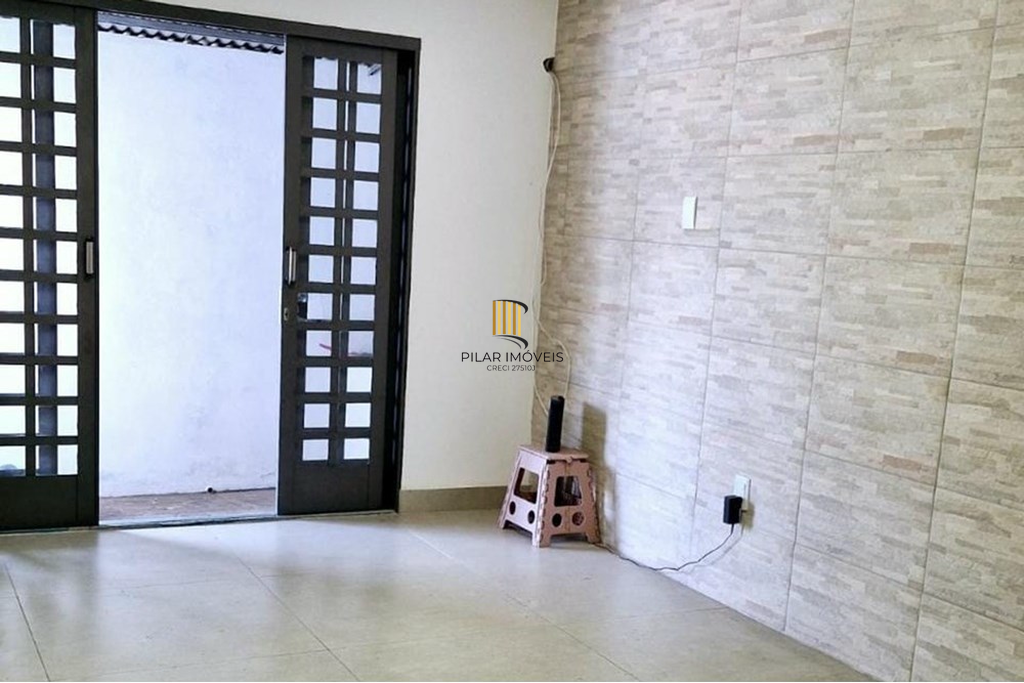 Casa 4 dormitórios no bairro Jardim do Salso