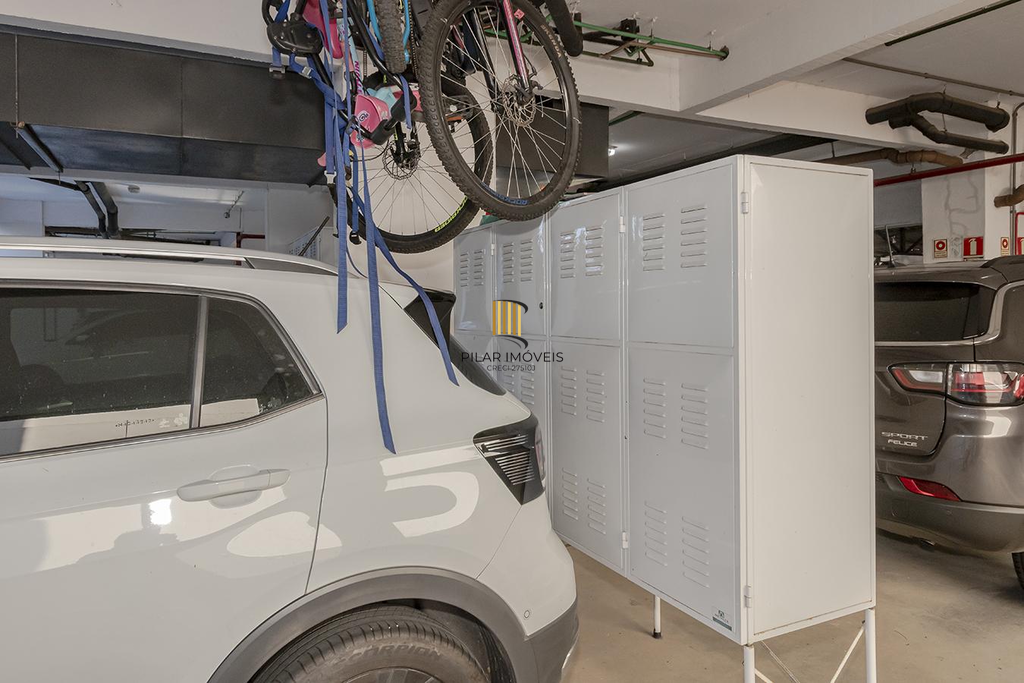 Apartamento 3 dormitórios no bairro Azenha