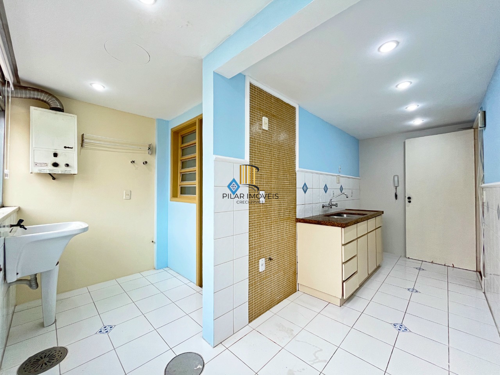 Apartamento 2 dormitórios no bairro Bom Fim