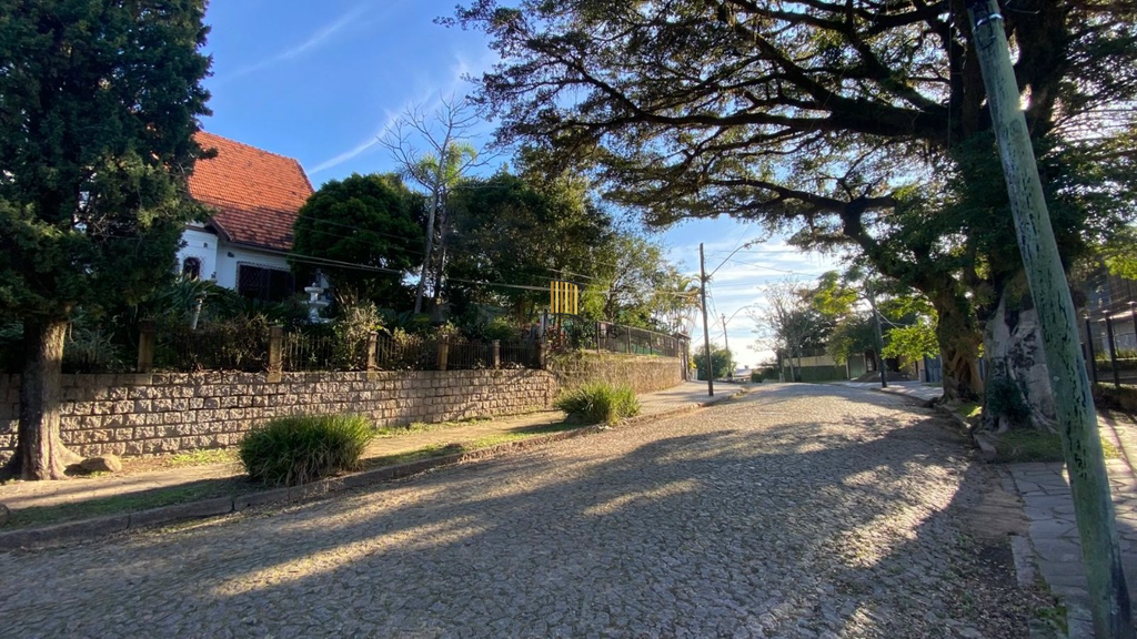 Casa 4 dormitórios no bairro Vila Assunção