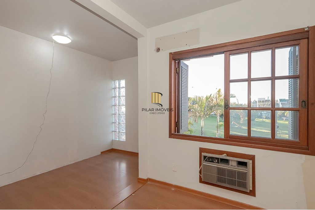 Casa 4 dormitórios no bairro Jardim Planalto