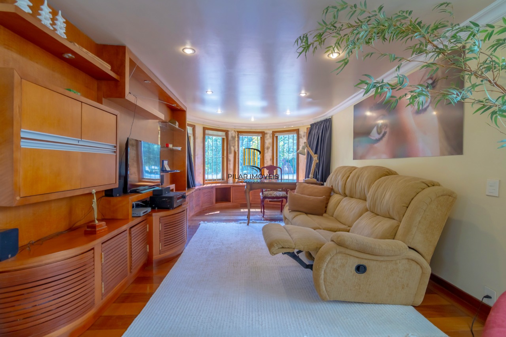 Casa 3 dormitórios no bairro Vila Suzana