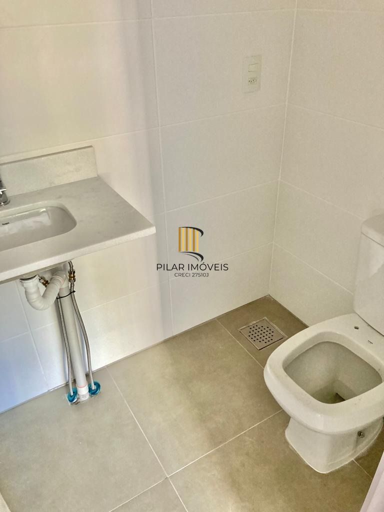 Apartamento 2 dormitórios no bairro Passo da Areia