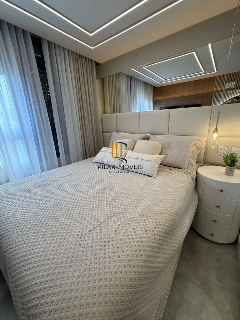 Apartamento 2 dormitórios no bairro Cristal