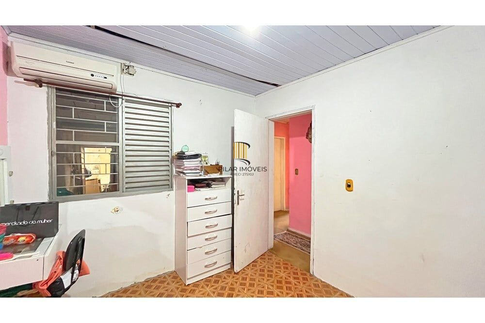 Casa 3 dormitórios no bairro Partenon