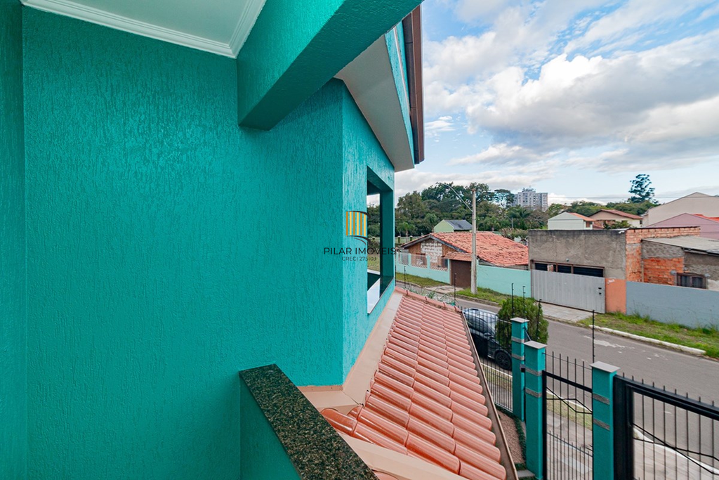 Casa 3 dormitórios no bairro Parque Santa Fé
