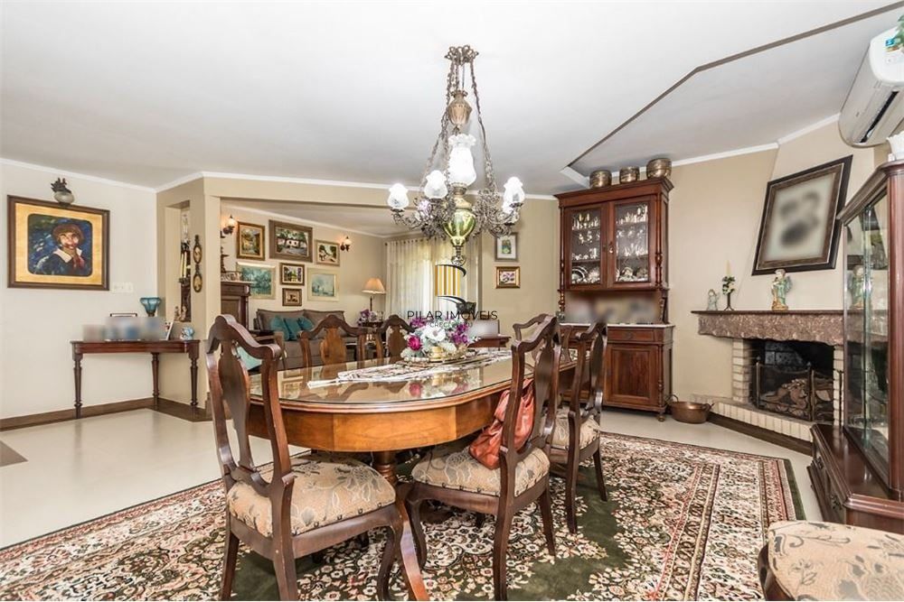 Casa 4 dormitórios no bairro Jardim Sabará