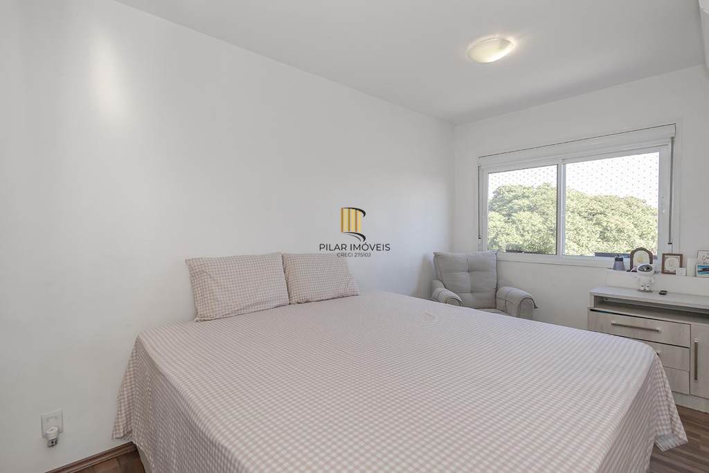 Apartamento 3 dormitórios no bairro Azenha