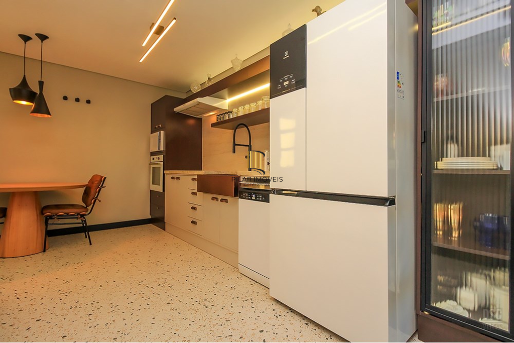 Apartamento 4 dormitórios no bairro Independência