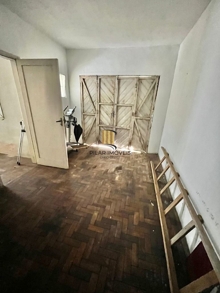 Casa 3 dormitórios no bairro Santa Maria Goretti