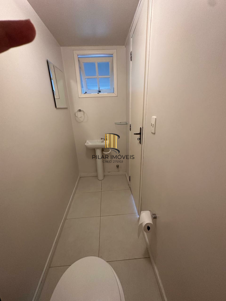 Casa de Condomínio 3 dormitórios no bairro Petrópolis