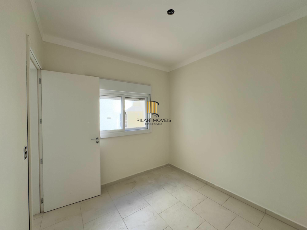 Casa de Condomínio 2 dormitórios no bairro Olaria