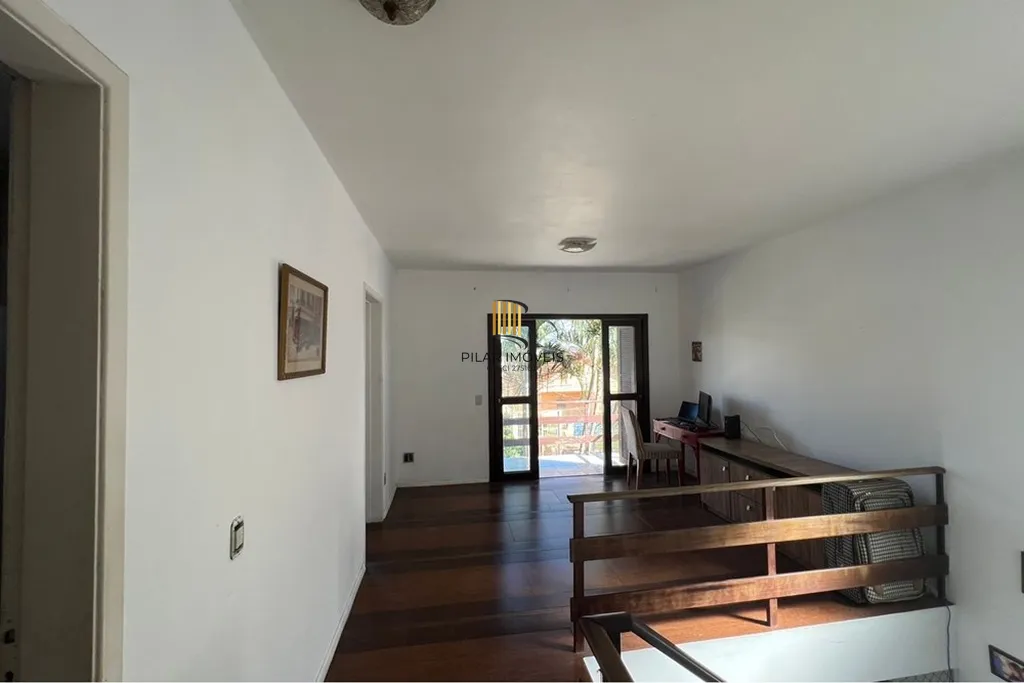 Casa 4 dormitórios no bairro Petrópolis