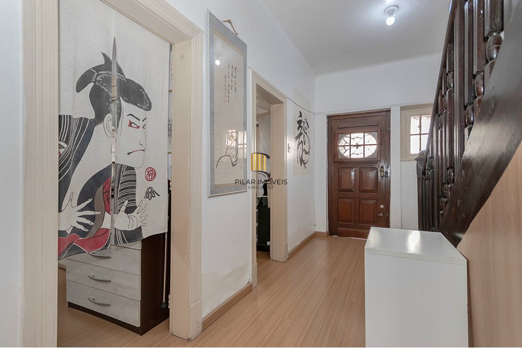 Casa 4 dormitórios no bairro Bom Fim