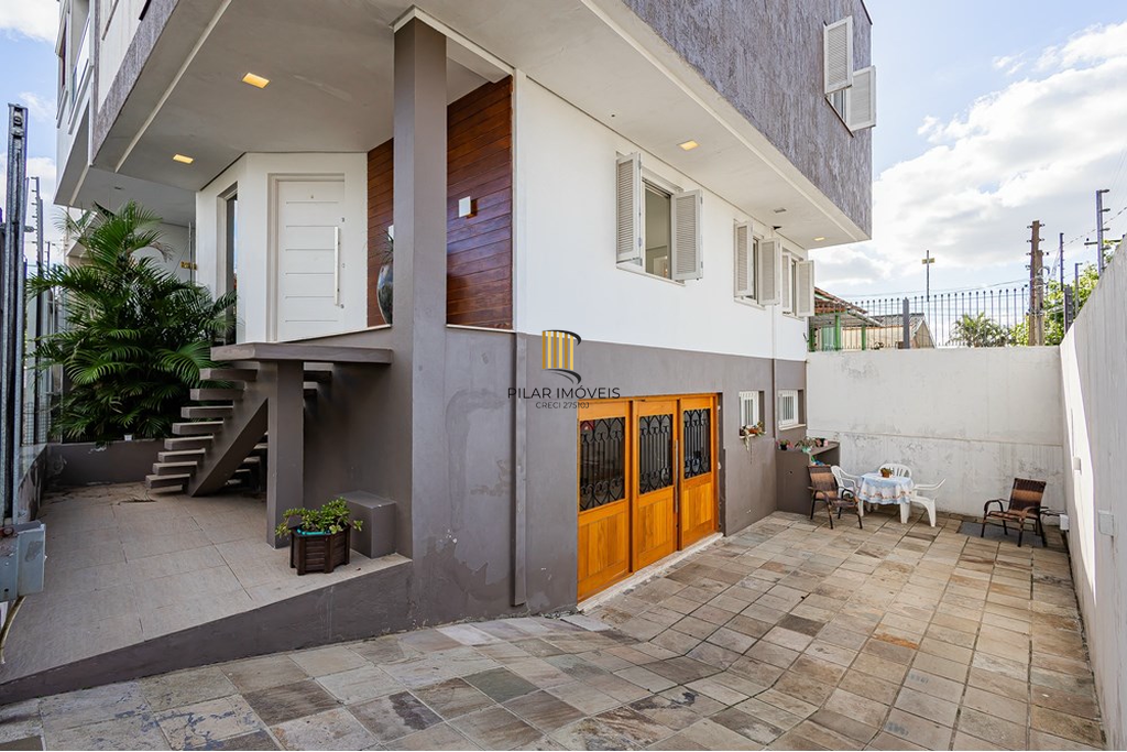Casa 3 dormitórios no bairro Vila Ipiranga