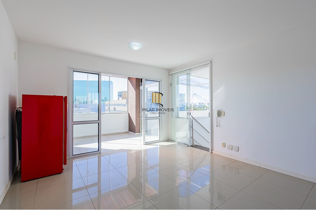 Cobertura 2 dormitórios no bairro Santana