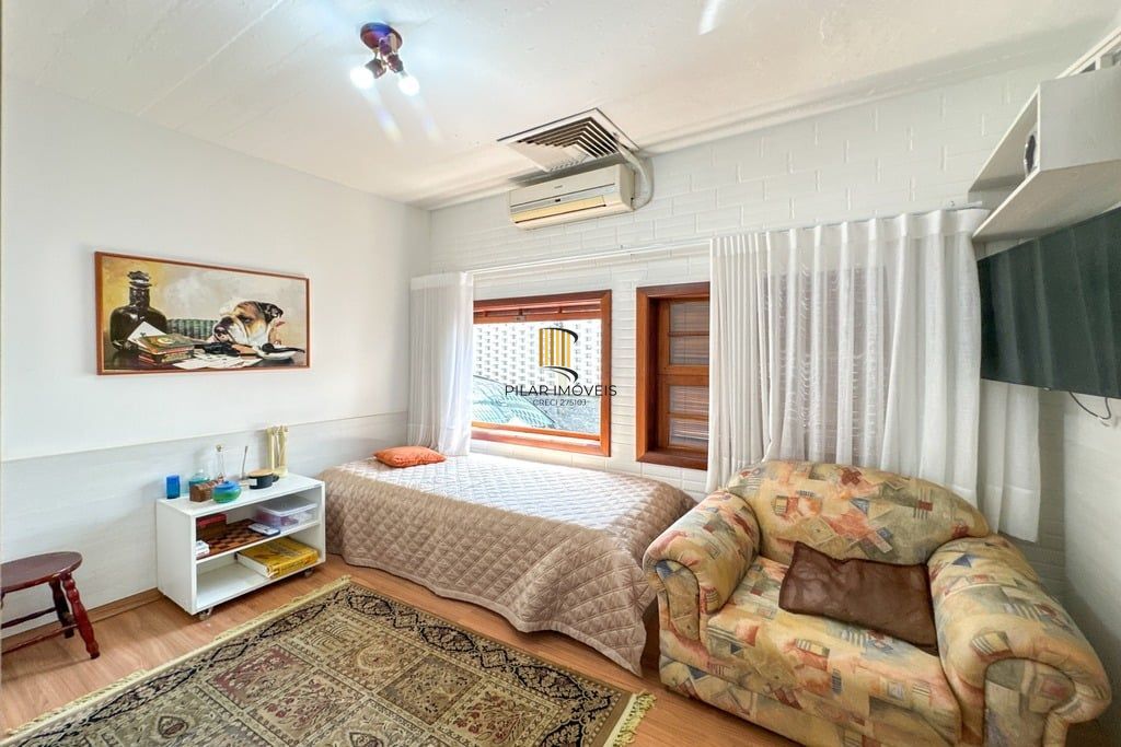 Casa 3 dormitórios no bairro Três Figueiras