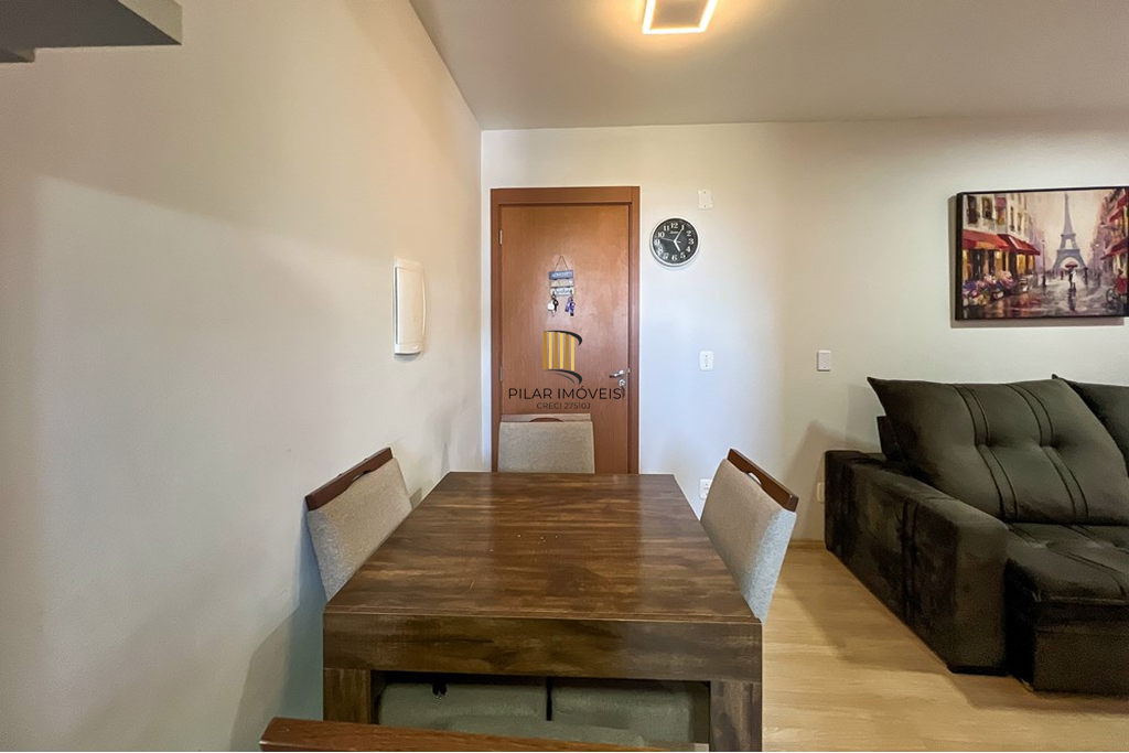 Apartamento 2 dormitórios no bairro Olaria