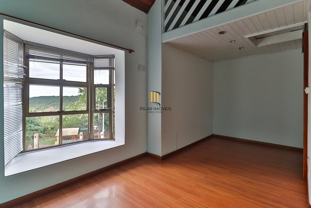 Casa de Condomínio 3 dormitórios no bairro Jardim Itu