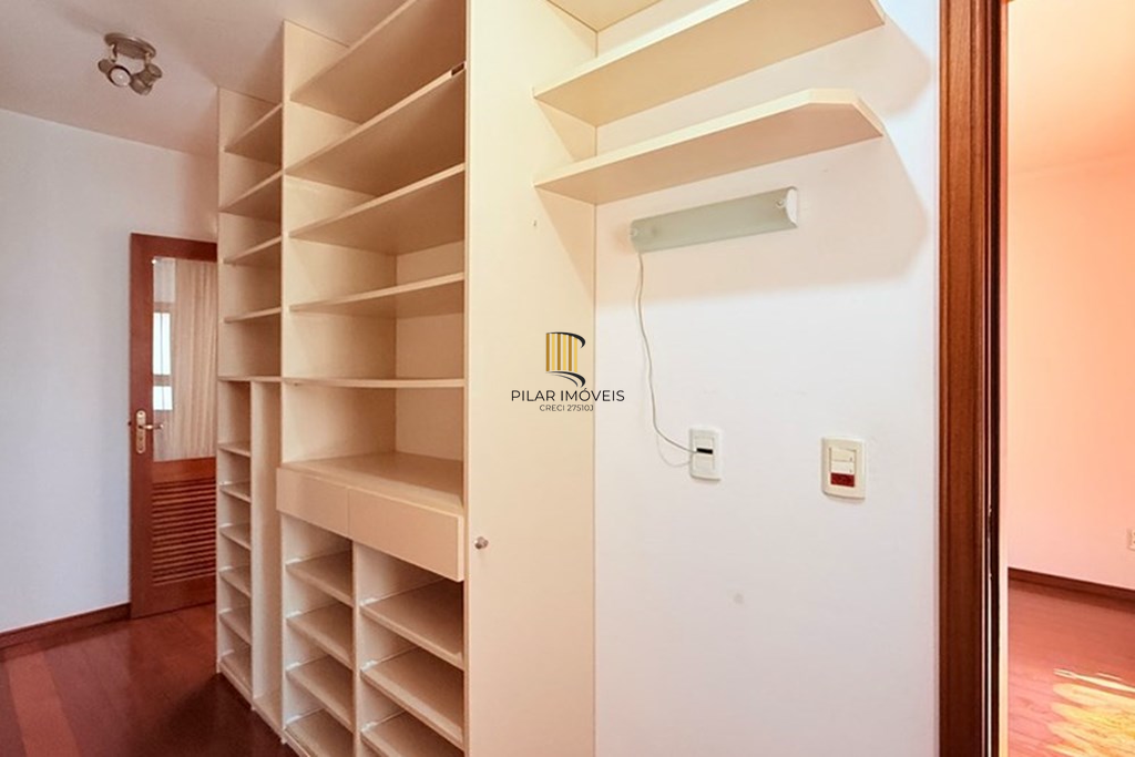 Casa 3 dormitórios no bairro Jardim Planalto