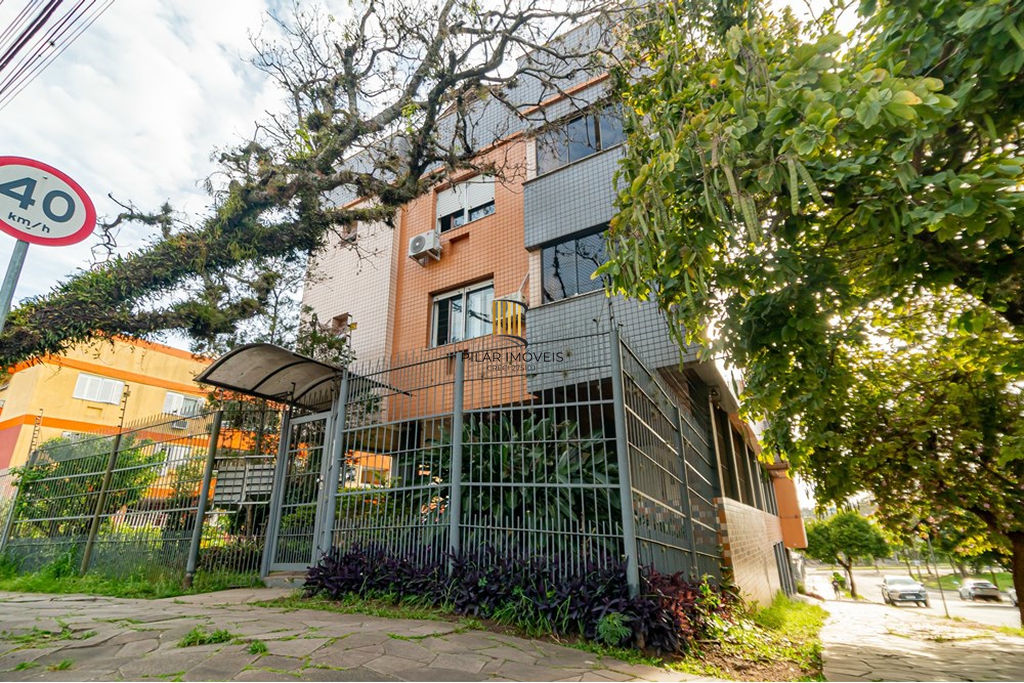 Apartamento 3 dormitórios no bairro Jardim Planalto