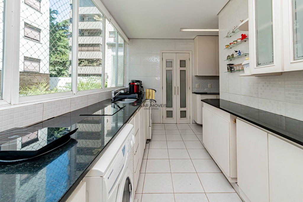 Apartamento 3 dormitórios no bairro Mont Serrat