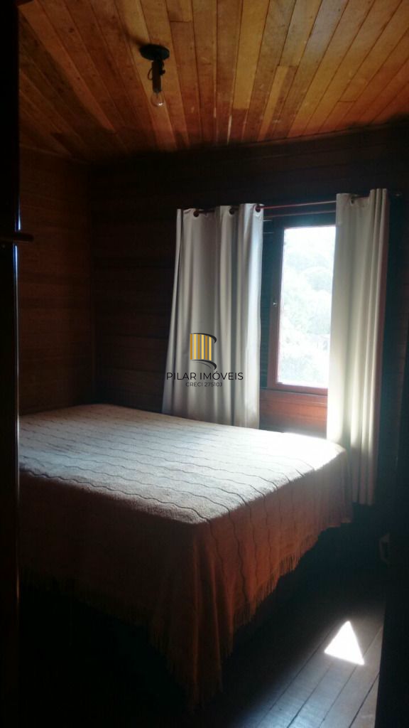 Casa 3 dormitórios no bairro Teresópolis