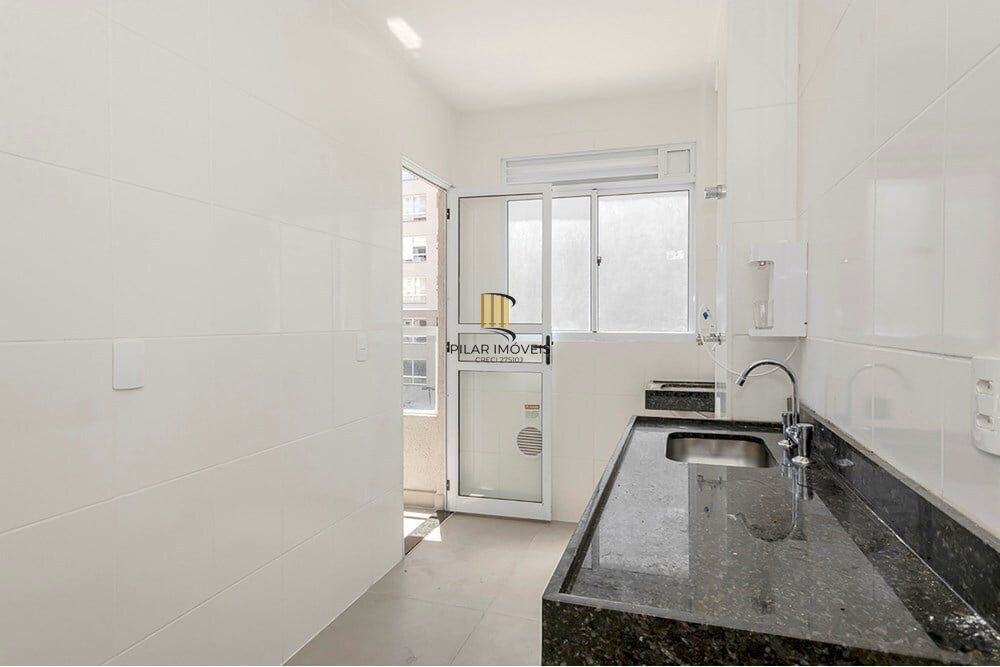 Apartamento 2 dormitórios no bairro Jardim Carvalho