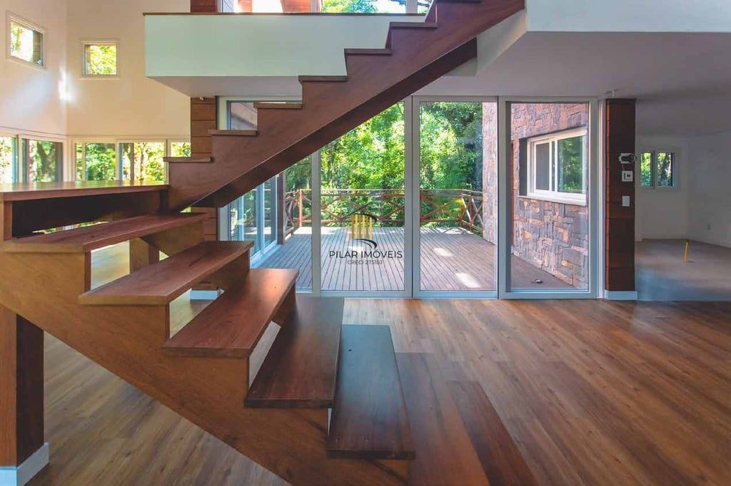 Casa de Condomínio 4 dormitórios no bairro Mato Queimado