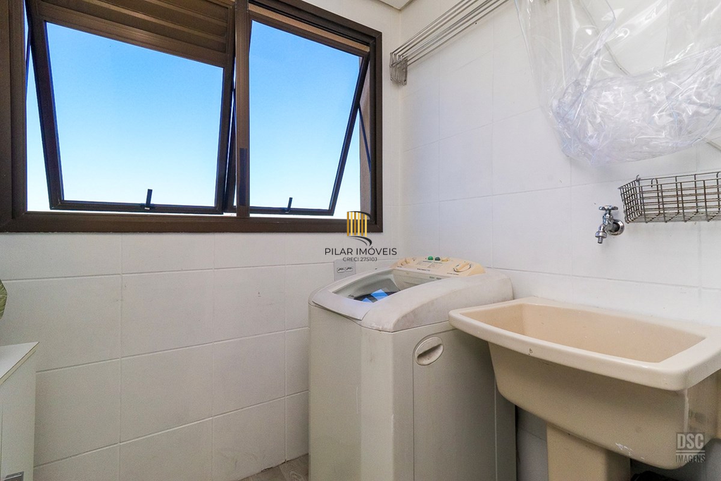 Apartamento 3 dormitórios no bairro Jardim Botânico