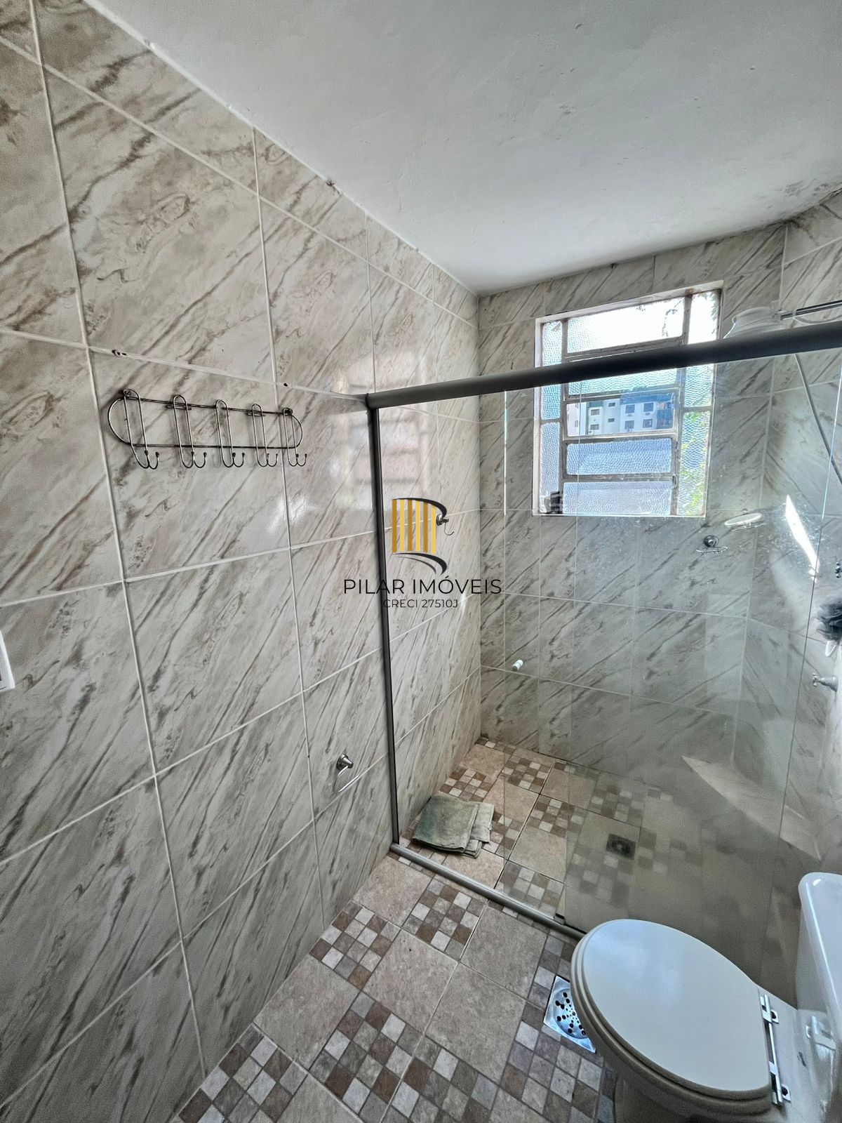 Apto de 01 dorm, na Luzitana, bairro Higienópolis, 46 m2, apenas 01 lance escada