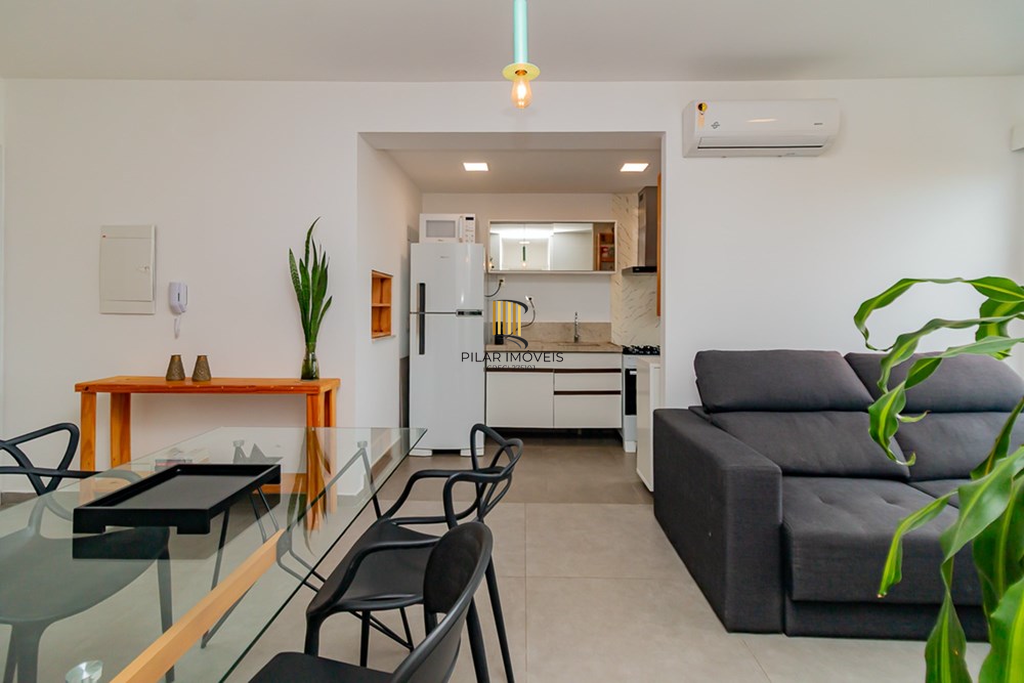 Apartamento 2 dormitórios no bairro São Sebastião