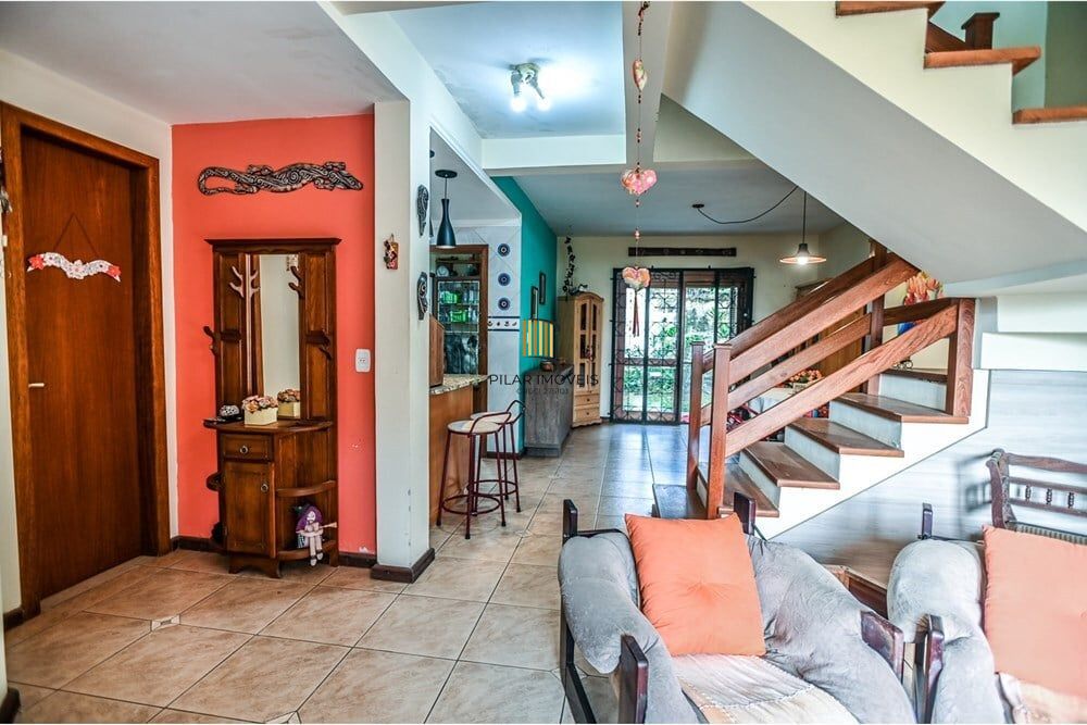 Casa de Condomínio 2 dormitórios no bairro Serraria