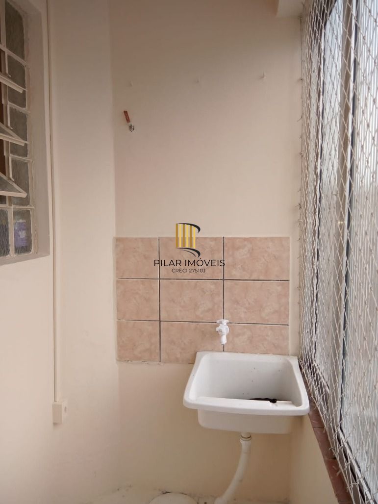 Vende 01 dormitório no Jardim São Pedro