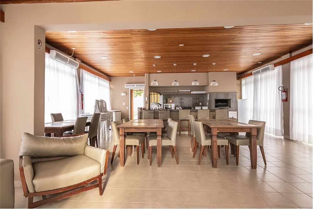 Apartamento 3 dormitórios no bairro Humaitá