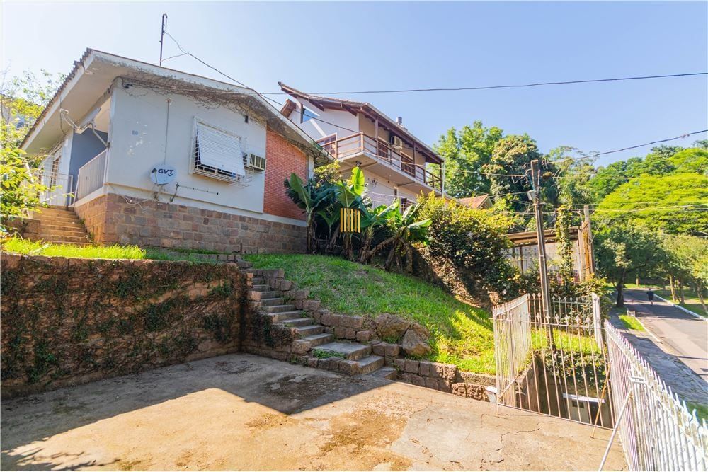 Casa de Condomínio 3 dormitórios no bairro Santa Tereza