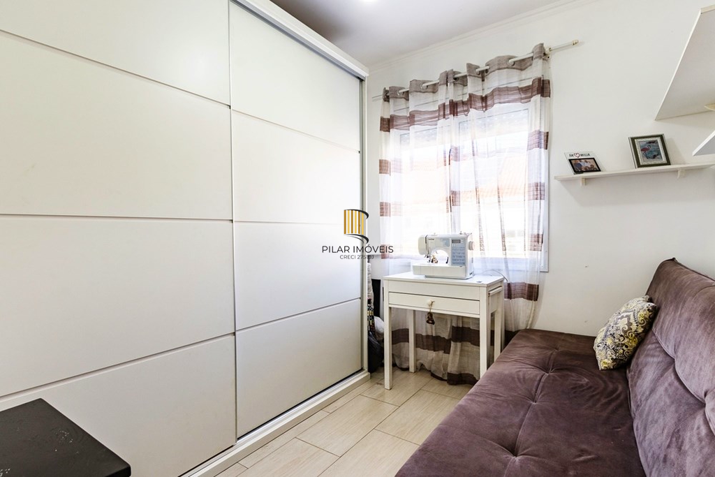 Casa de Condomínio 4 dormitórios no bairro Sarandi