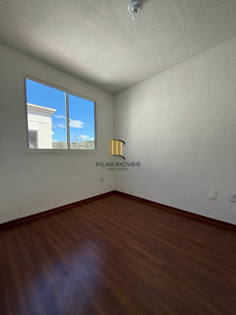 Apartamento 2 dormitórios no bairro Rubem Berta