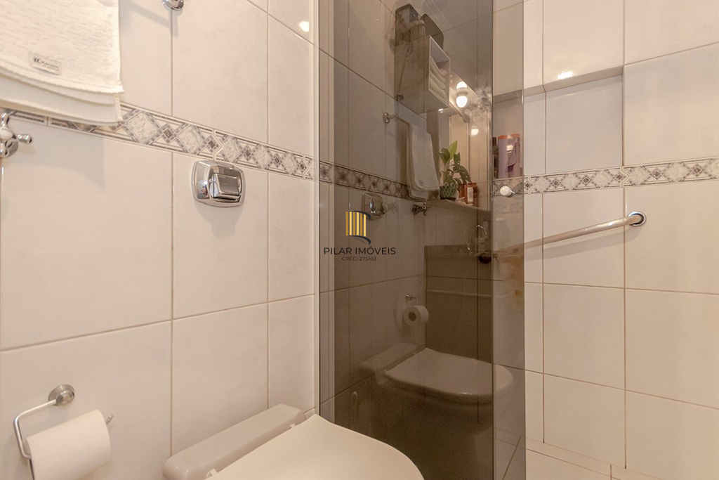 Apartamento 2 dormitórios no bairro Vila Ipiranga