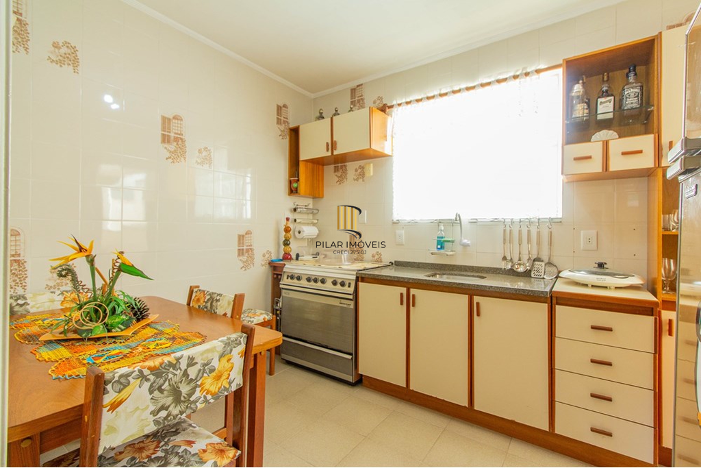 Apartamento 2 dormitórios no bairro Vila Ipiranga