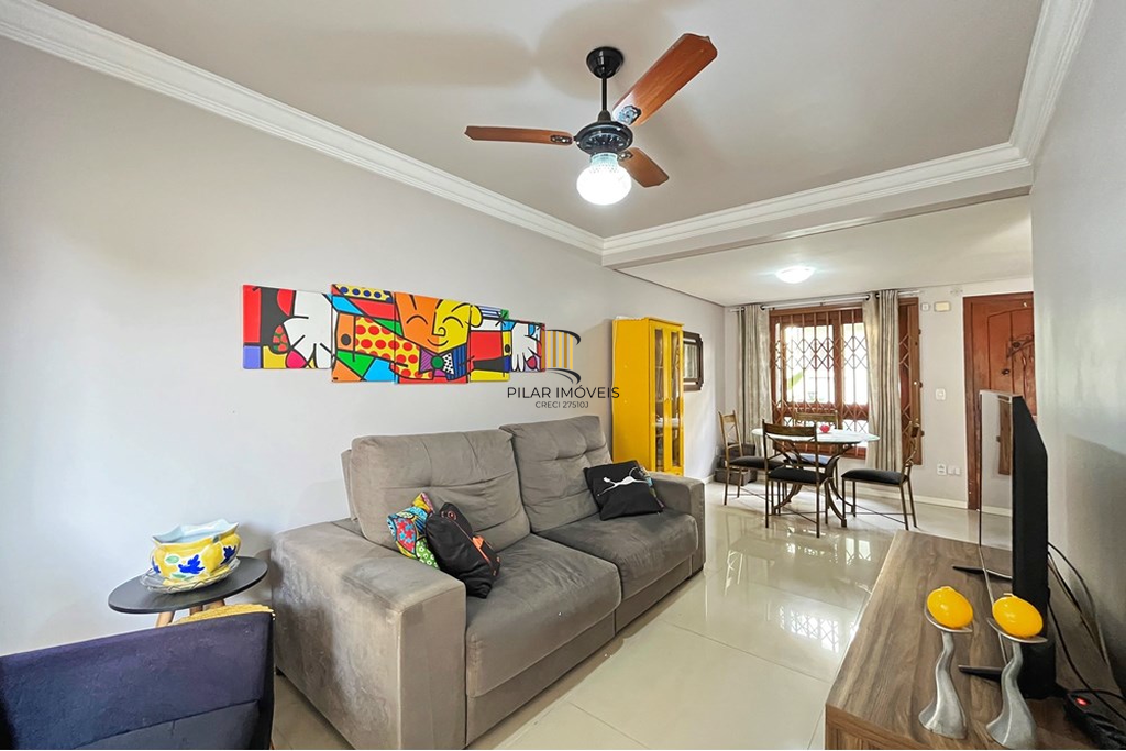 Casa de Condomínio 2 dormitórios no bairro Camaquã