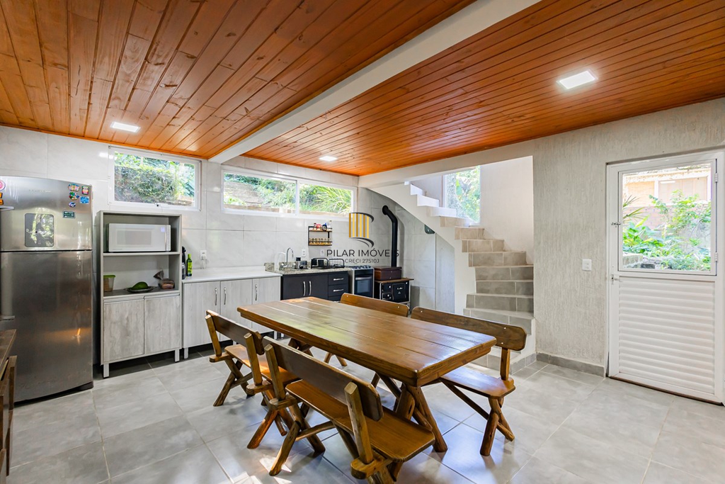 Casa 2 dormitórios no bairro Belém Novo