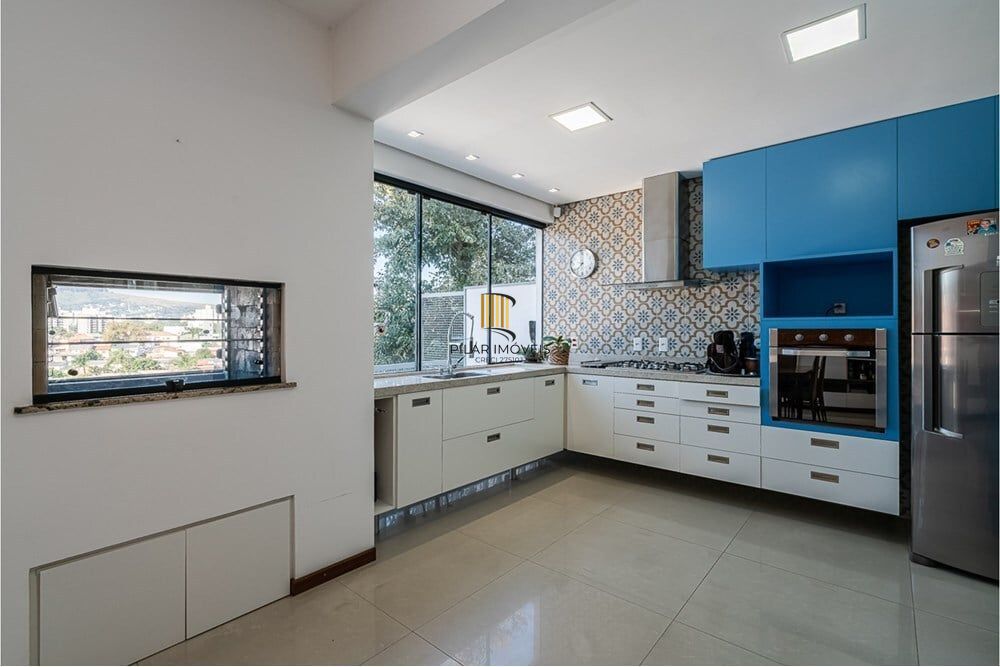 Casa 2 dormitórios no bairro Medianeira