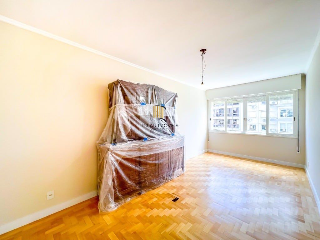 Apartamento 4 dormitórios no bairro Moinhos de Vento