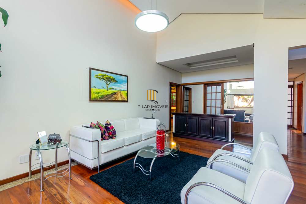 Casa 6 dormitórios no bairro Tristeza