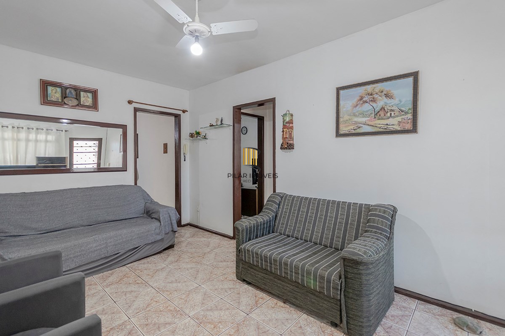 Casa 4 dormitórios no bairro Vila Nova