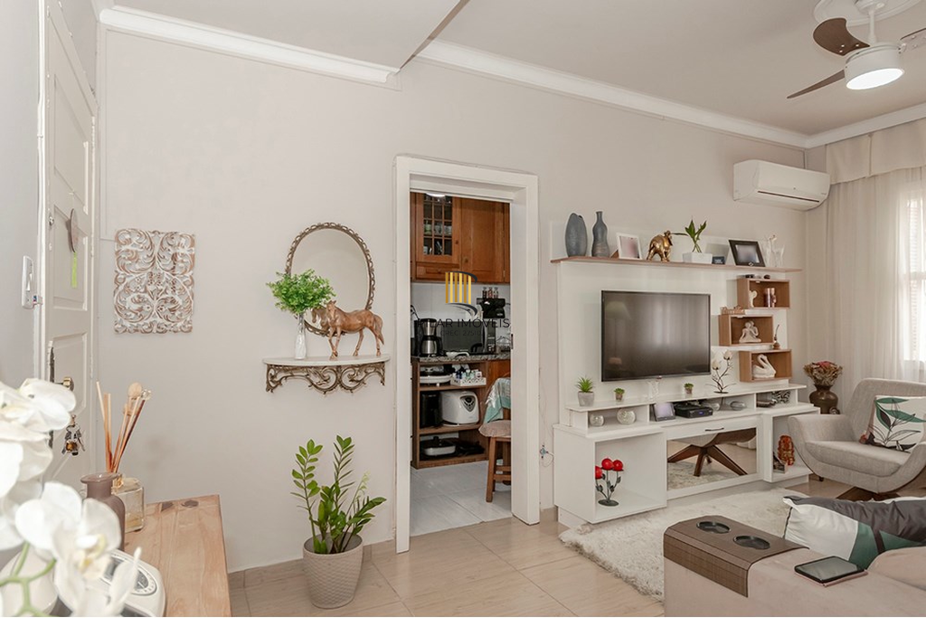 Apartamento 3 dormitórios no bairro Menino Deus