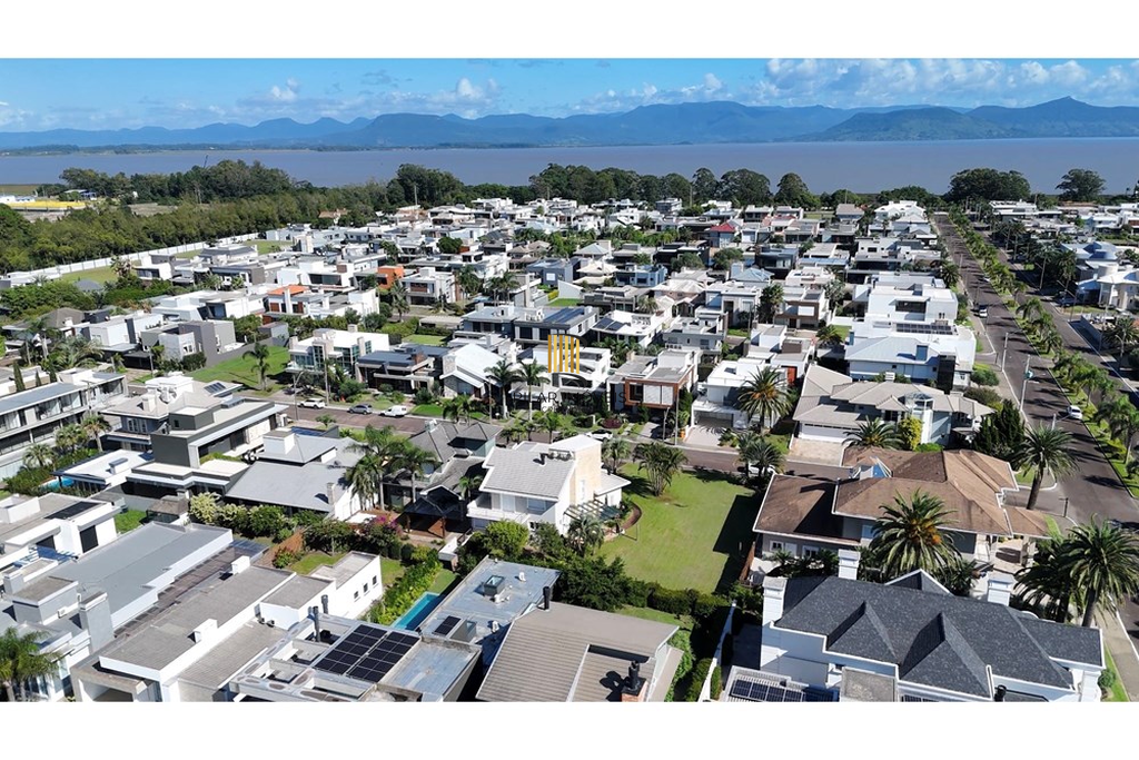 Casa de Condomínio 4 dormitórios no bairro Morada do Sol